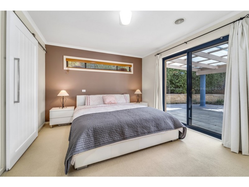 2 Larpent Street, Amaroo ACT 2914