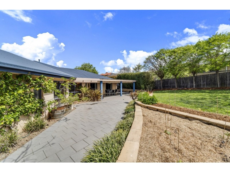 2 Larpent Street, Amaroo ACT 2914