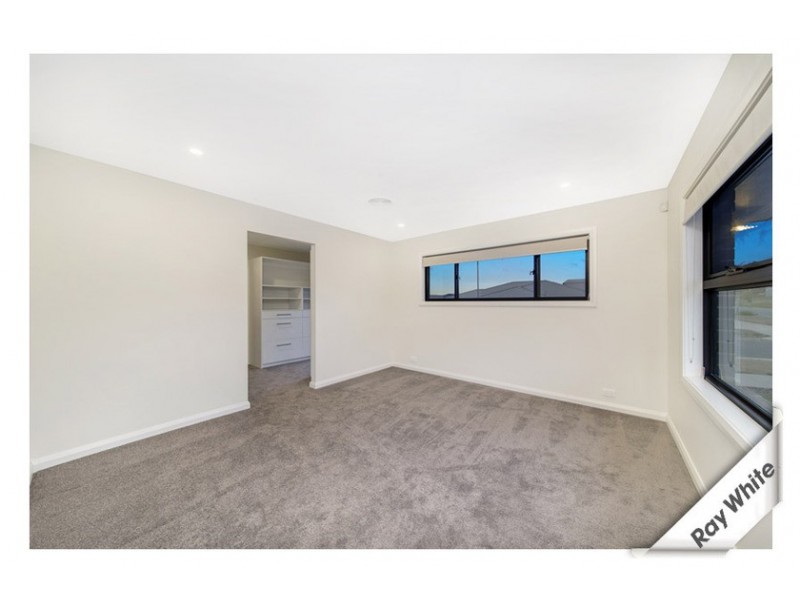 42 Lanaba Crescent, Crace ACT 2911
