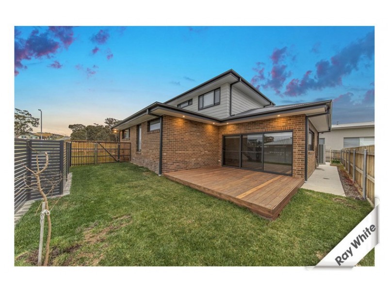 42 Lanaba Crescent, Crace ACT 2911