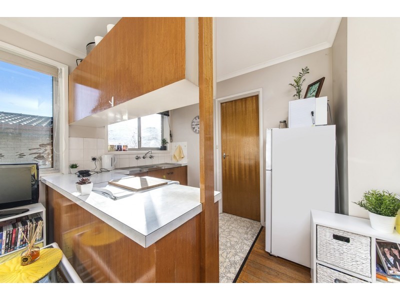 1 and 2 / 3 Webb Place, Weetangera ACT 2614