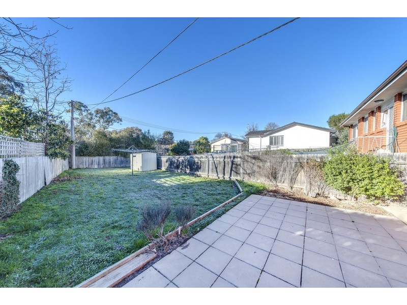 1 and 2 / 3 Webb Place, Weetangera ACT 2614