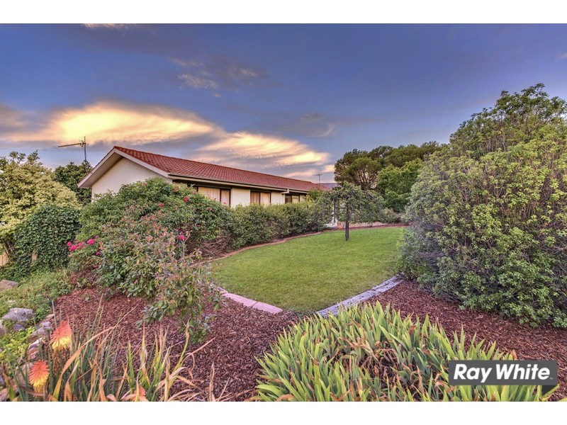 25 Groveland Crescent, Isabella Plains ACT 2905