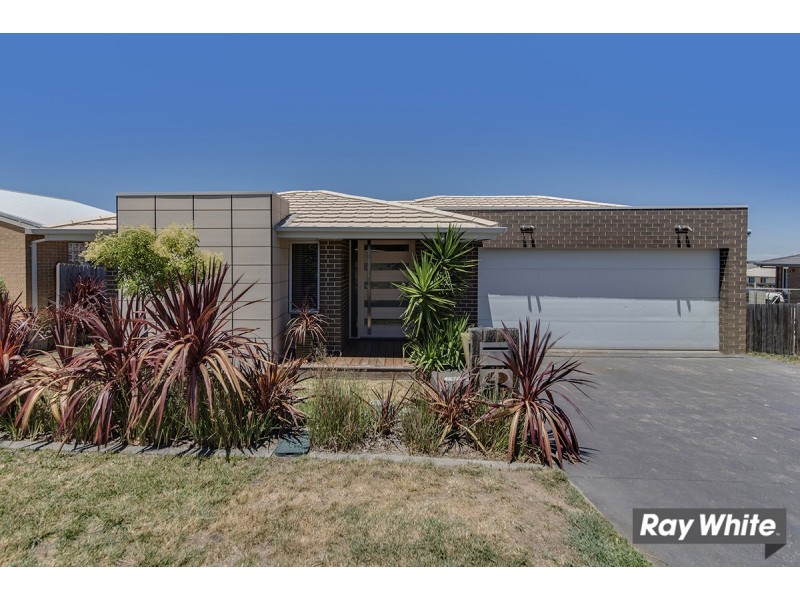 8 Winchester Street, Casey ACT 2913