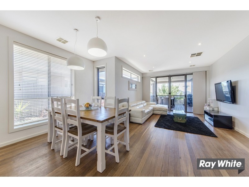 8 Winchester Street, Casey ACT 2913