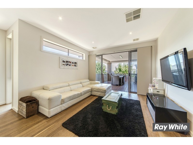 8 Winchester Street, Casey ACT 2913
