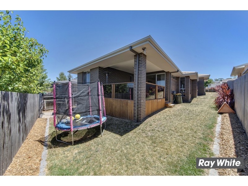 8 Winchester Street, Casey ACT 2913