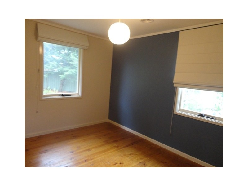 6 Shand Place, Latham ACT 2615