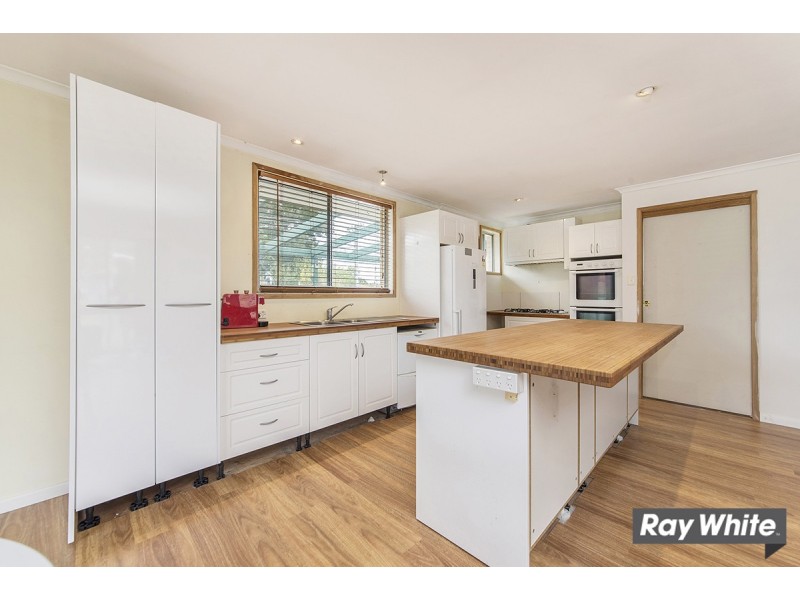 9 Gundulu Place, Giralang ACT 2617