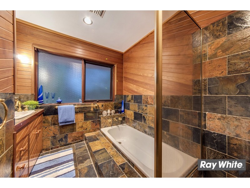 153 William Webb Drive, Mckellar ACT 2617