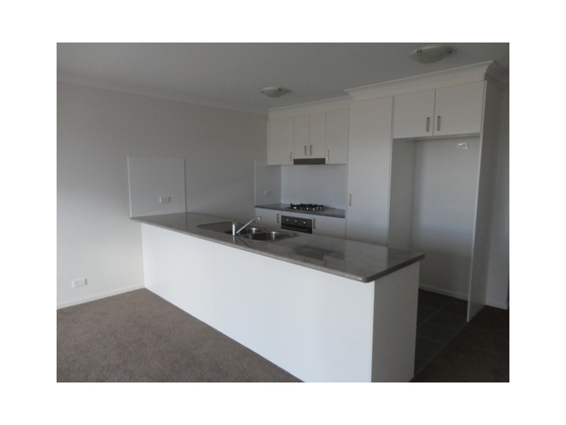 4/139 Macfarlane Burtnet Avenue, Macgregor ACT 2615