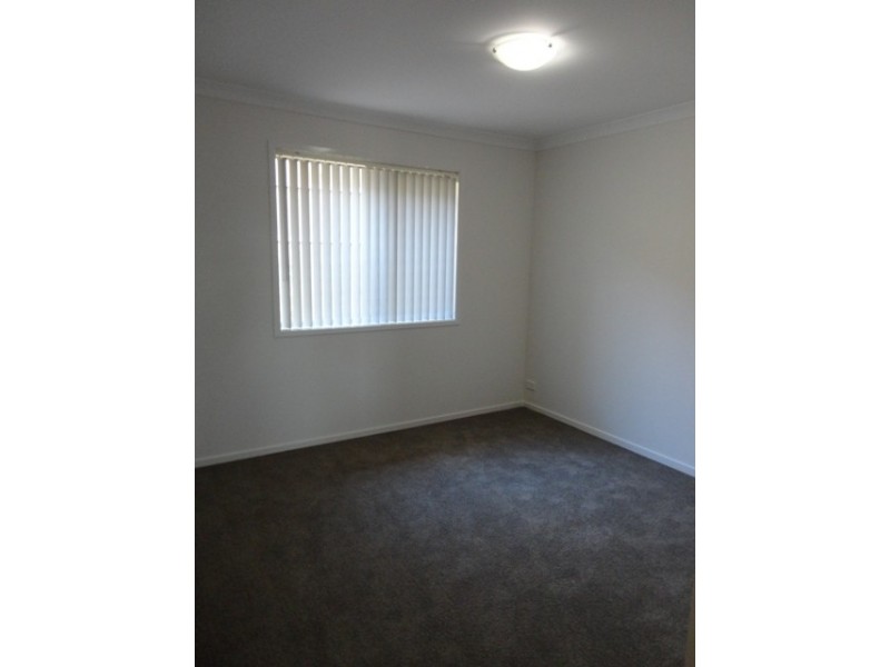 4/139 Macfarlane Burtnet Avenue, Macgregor ACT 2615