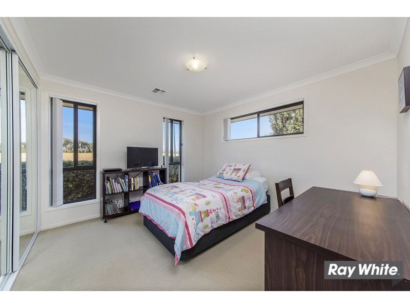 18 Eccles Circuit, Macgregor ACT 2615