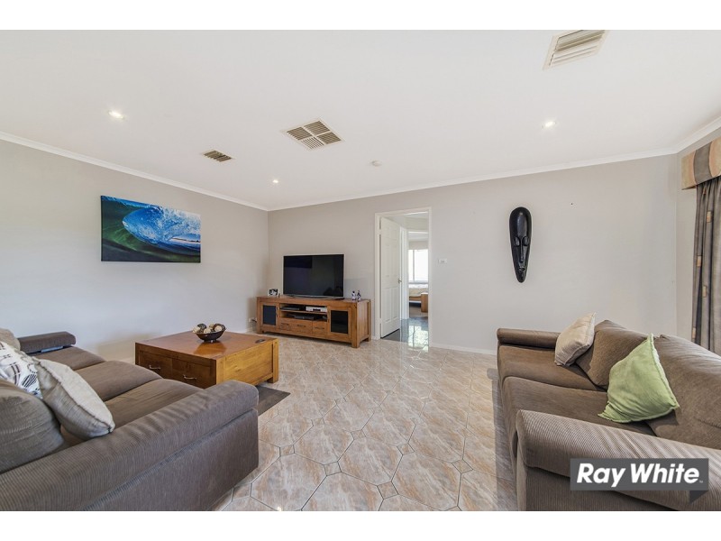 2 Dooland Court, Nicholls ACT 2913