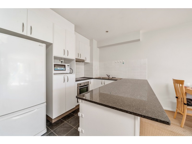 2/1 Eardley Street, Bruce ACT 2617