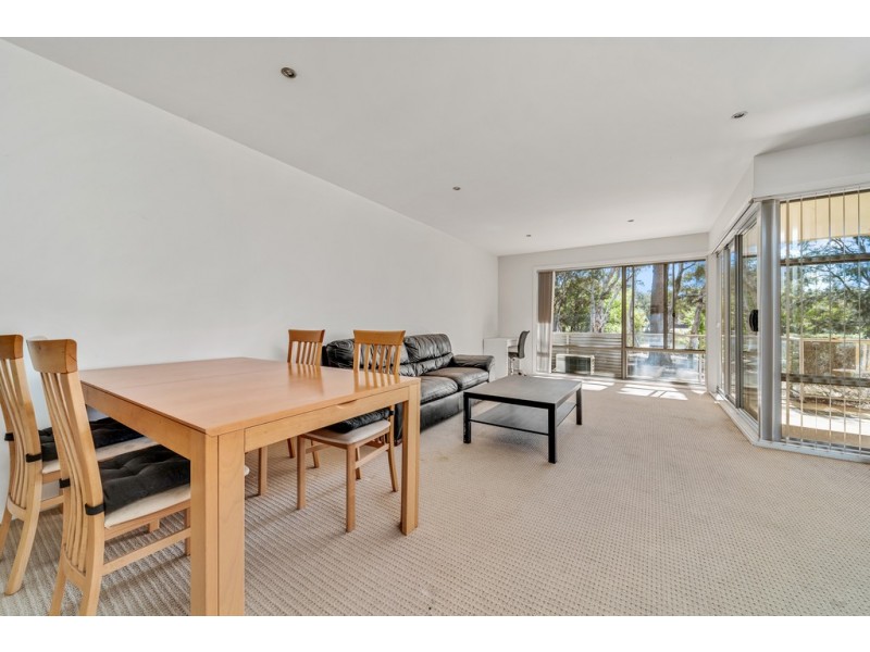 2/1 Eardley Street, Bruce ACT 2617