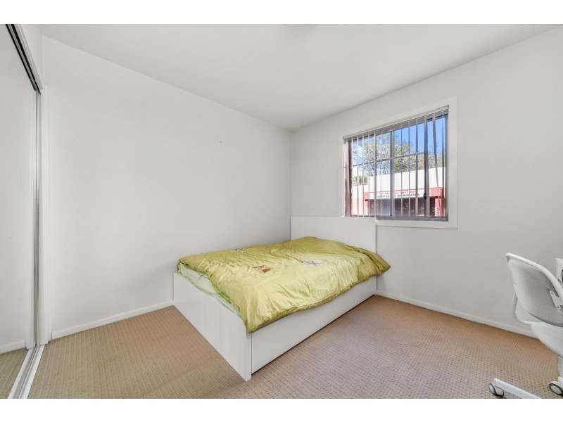 2/1 Eardley Street, Bruce ACT 2617