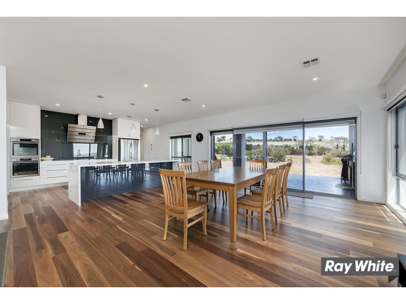 28 Mundays Lane, Springrange NSW 2618