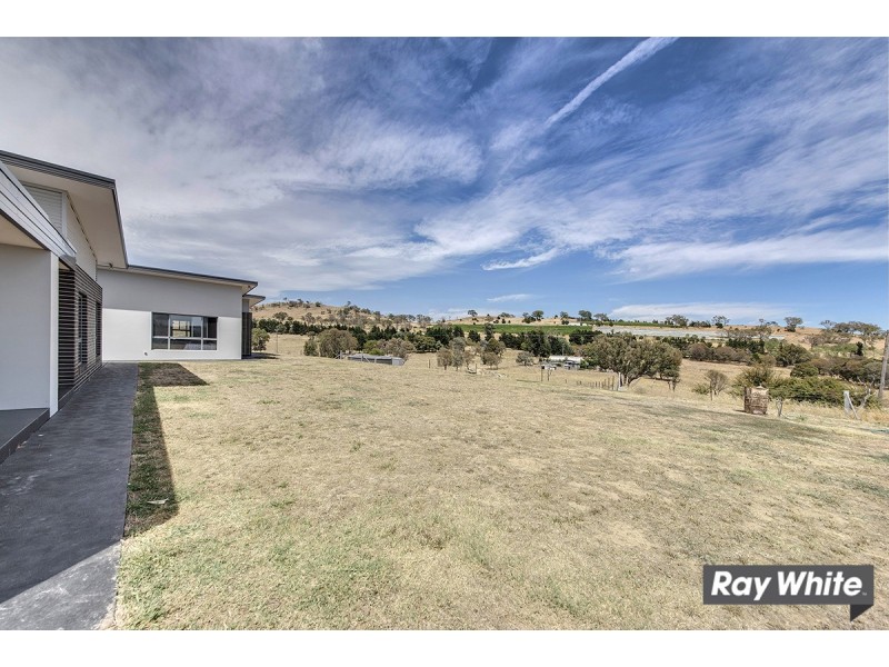 28 Mundays Lane, Springrange NSW 2618