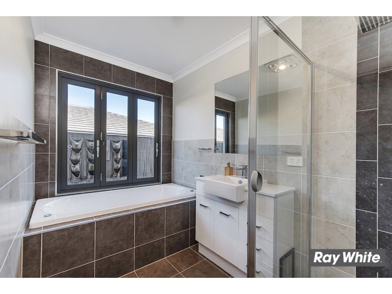 49 Baratta Street, Crace ACT 2911