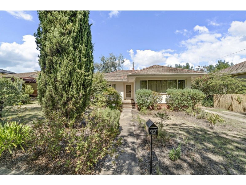 92 Schlich Street, Yarralumla ACT 2600