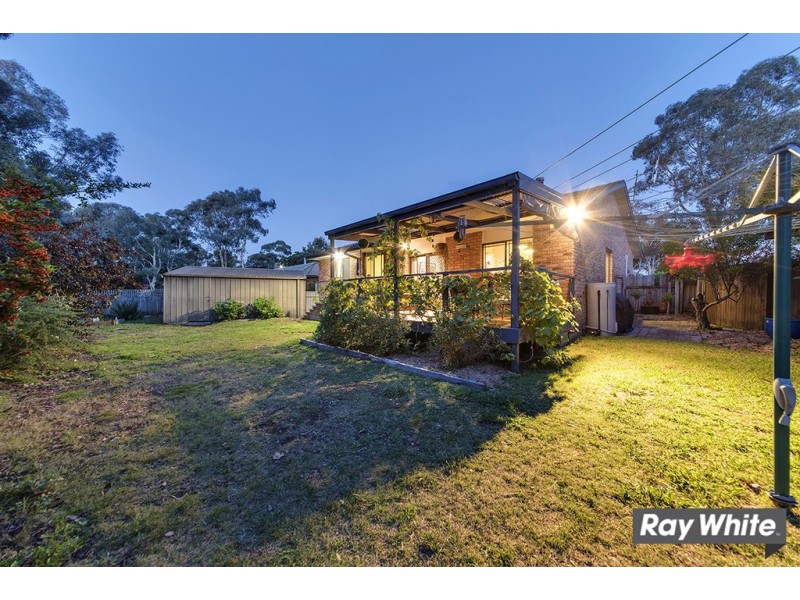 13 Mcquade Close, Charnwood ACT 2615