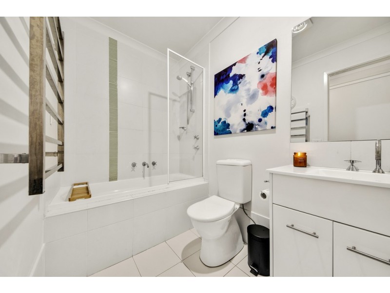 25/85 Macfarlane Burnet Avenue, Macgregor ACT 2615