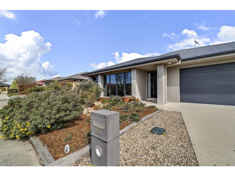 58 Patrick White Circuit, Franklin ACT 2913