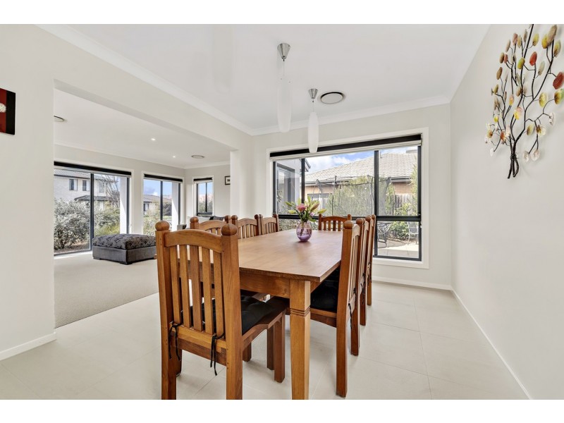 58 Patrick White Circuit, Franklin ACT 2913