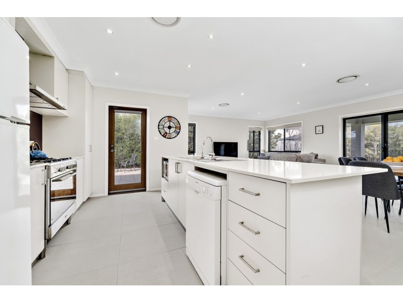 58 Patrick White Circuit, Franklin ACT 2913