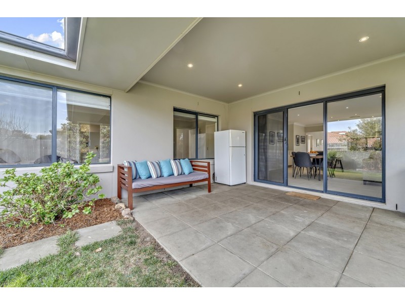 58 Patrick White Circuit, Franklin ACT 2913