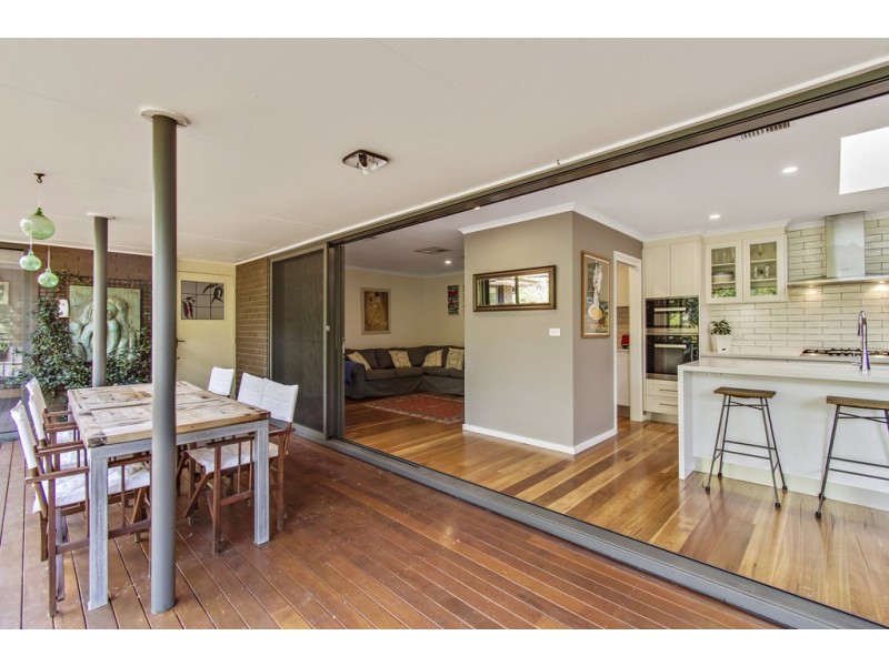 113 Springvale Drive, Weetangera ACT 2614