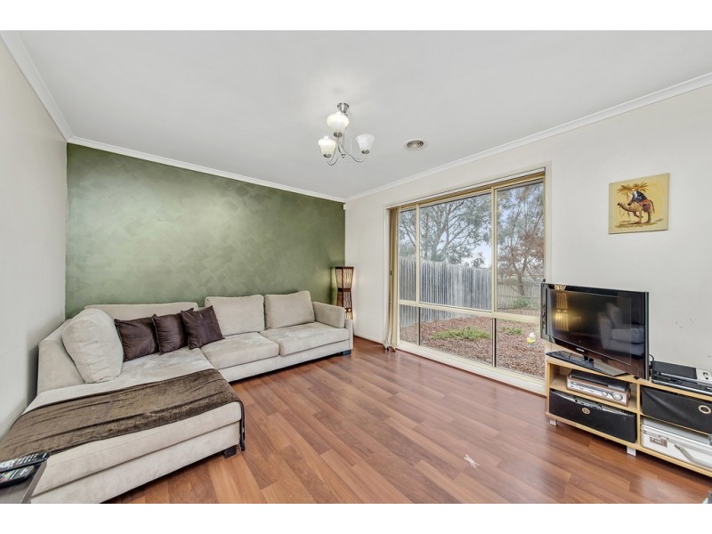 2/34 Sunshine Loop, Dunlop ACT 2615