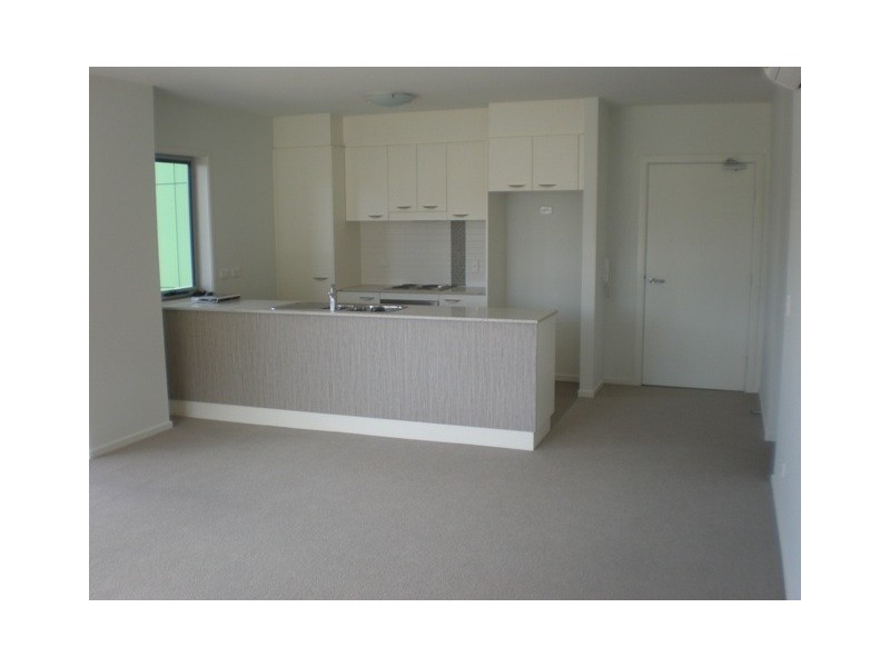 1/329 Flemington Road, Franklin ACT 2913