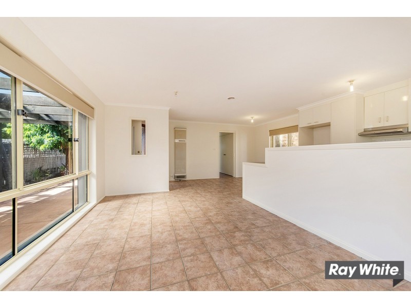 4 Lark Place, Ngunnawal ACT 2913