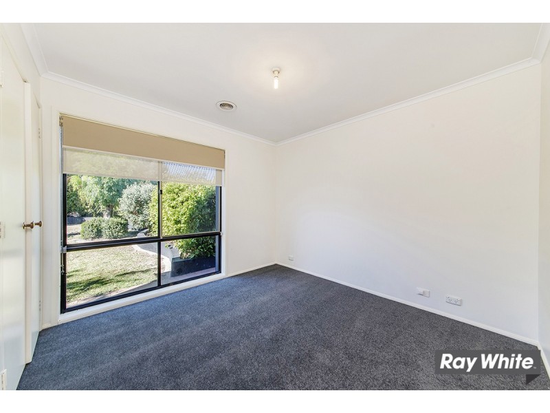 4 Lark Place, Ngunnawal ACT 2913