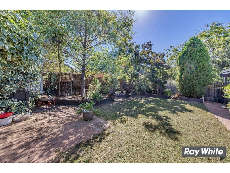 4 Lark Place, Ngunnawal ACT 2913