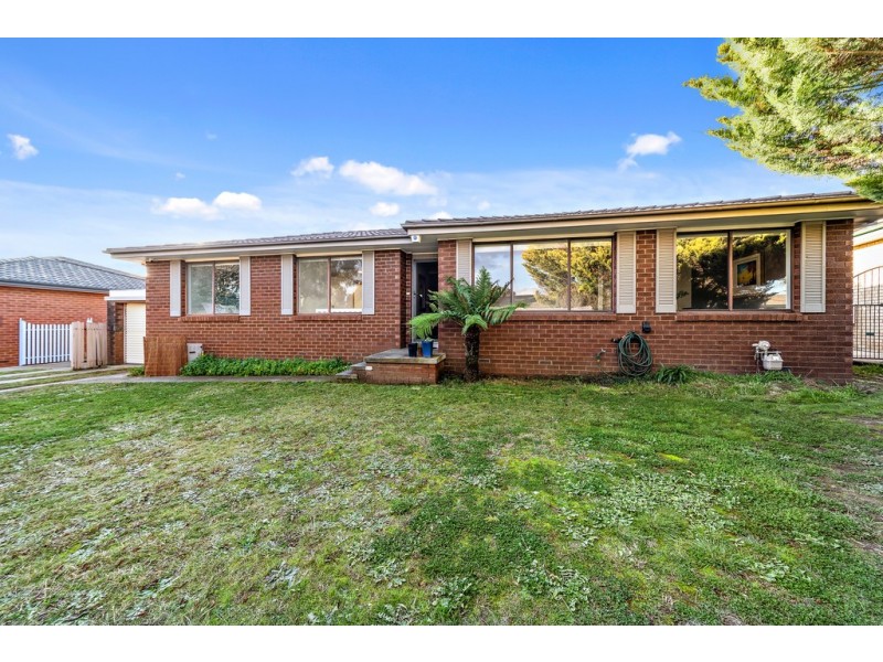 18 Florentine Circuit, Kaleen ACT 2617