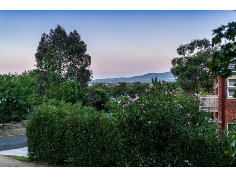 1/11 Earle Street, Lyneham ACT 2602
