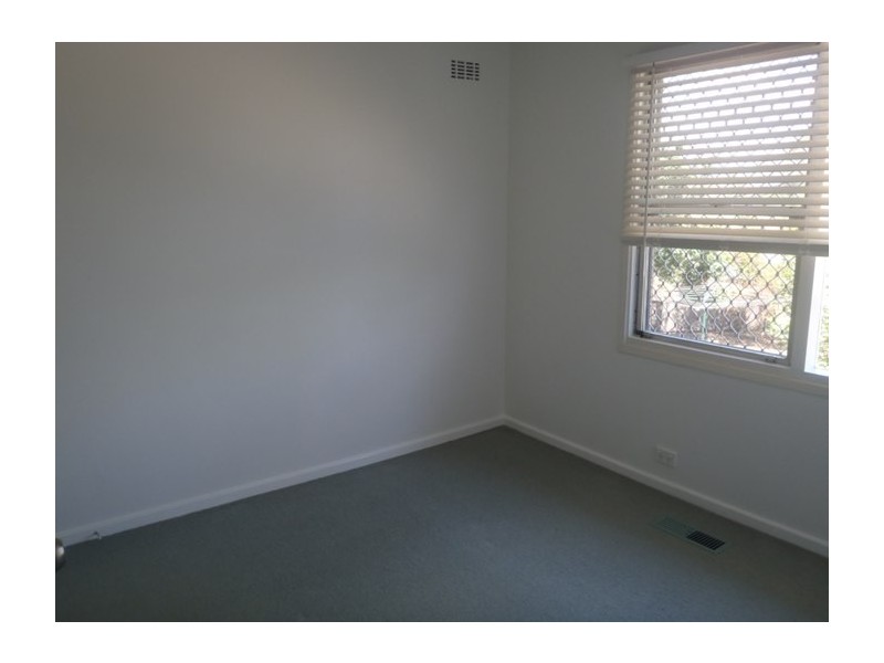 36 Kitchener Street, Hughes ACT 2605
