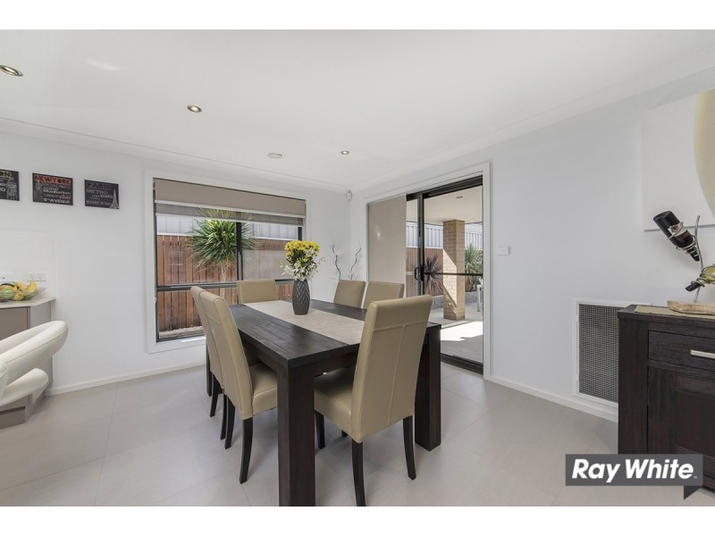 43 Victoria Owen Circuit, Casey ACT 2913