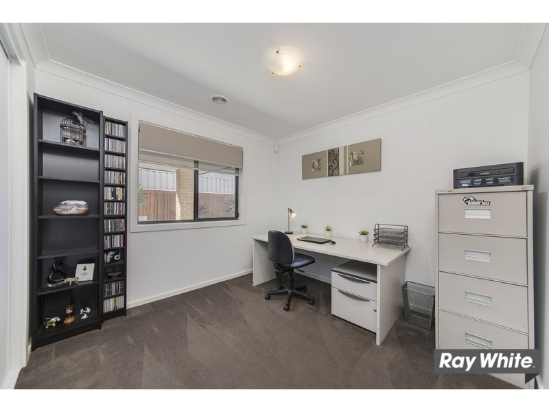 43 Victoria Owen Circuit, Casey ACT 2913