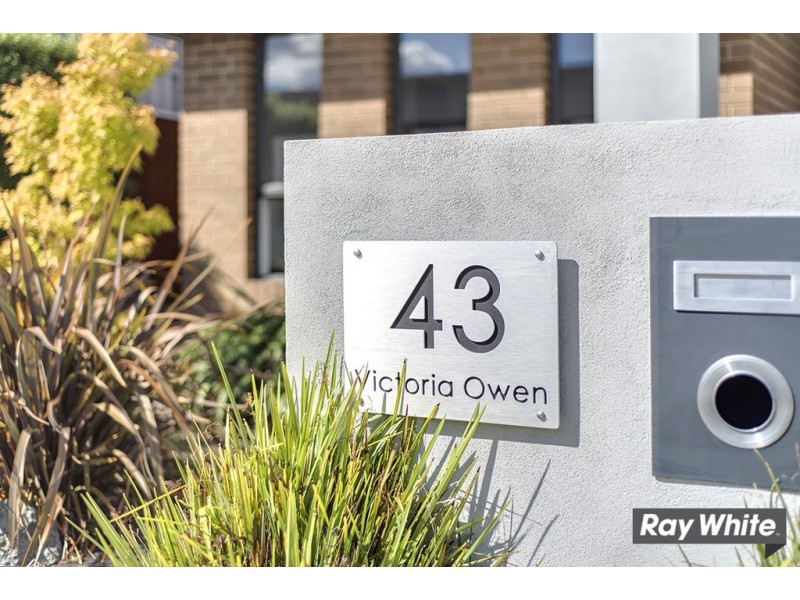 43 Victoria Owen Circuit, Casey ACT 2913