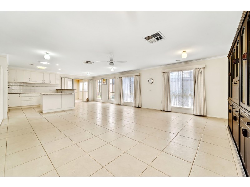 7 Joan Bradley Street, Franklin ACT 2913