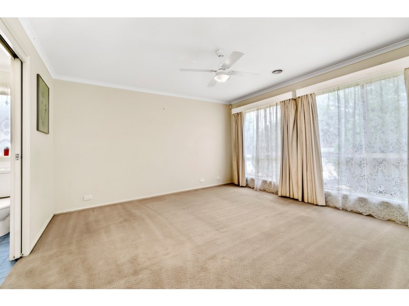 7 Joan Bradley Street, Franklin ACT 2913