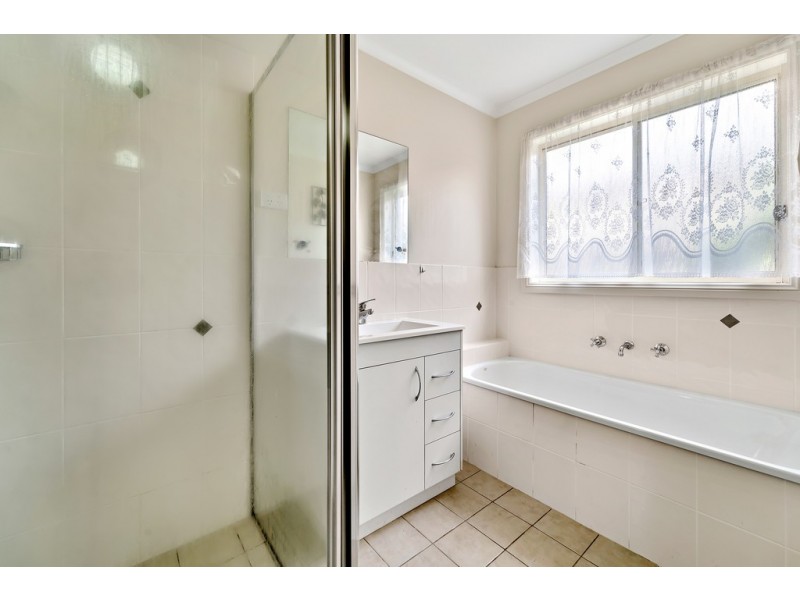 7 Joan Bradley Street, Franklin ACT 2913