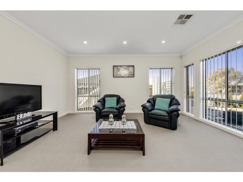 182 Kerrigan Street, Dunlop ACT 2615