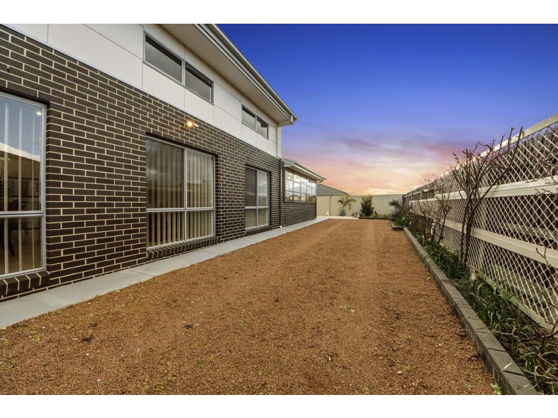 182 Kerrigan Street, Dunlop ACT 2615