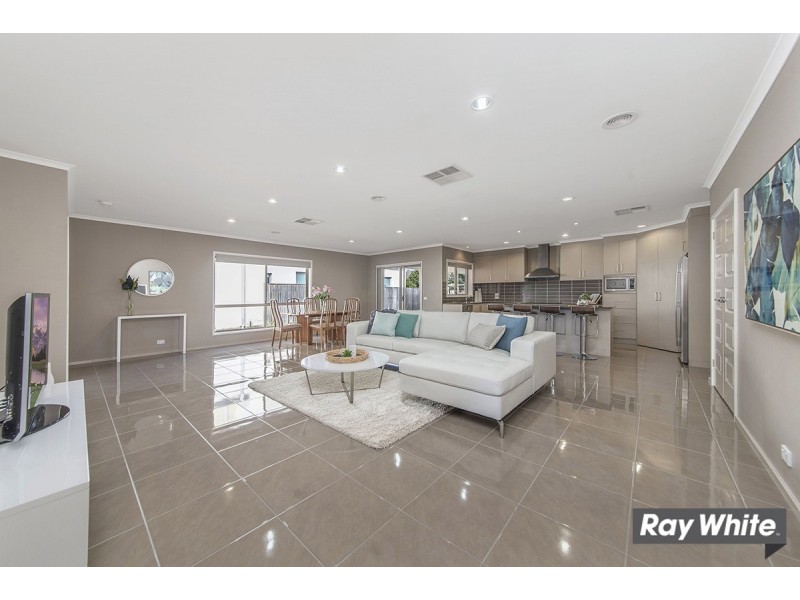 5 Denoon Street, Forde ACT 2914