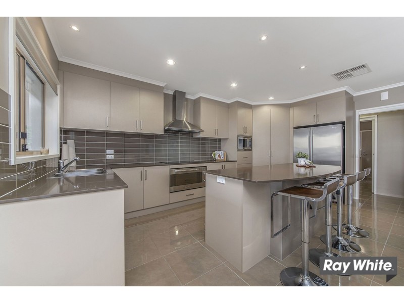 5 Denoon Street, Forde ACT 2914